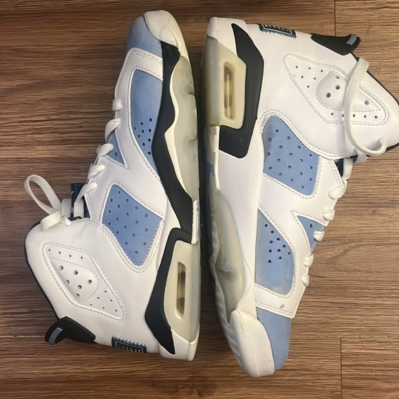 Jordan 6 - Picture 3 of 3